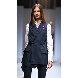Worth New York Designed Lala Vest Jacket Navy Pinstripe Wool Sz 8 Med NWT!